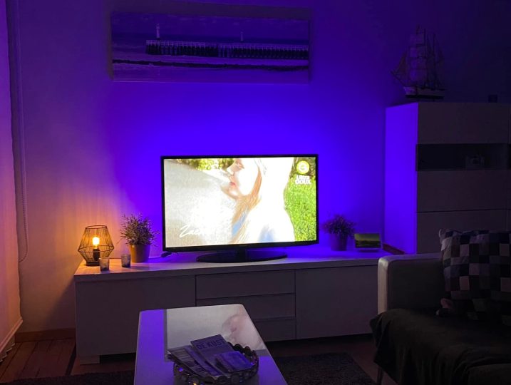Cosy evening atmosphere in the living room